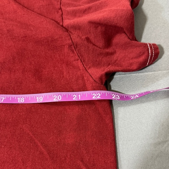 Fruit of the Loom UMass Minutemen Split T-Shirt - Gray and Red - Picture 4 of 5